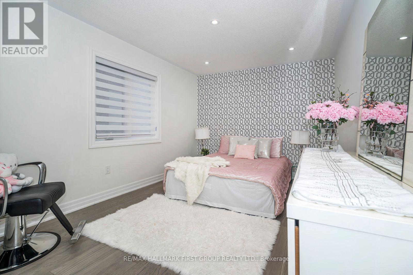 21 SOUTER DRIVE - 30