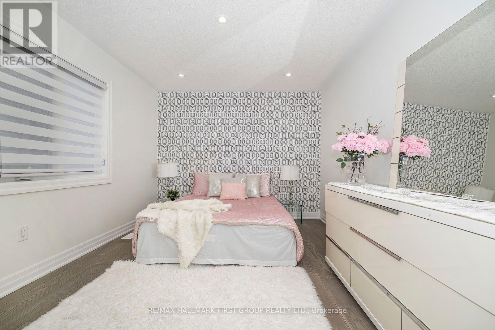 21 SOUTER DRIVE - 31