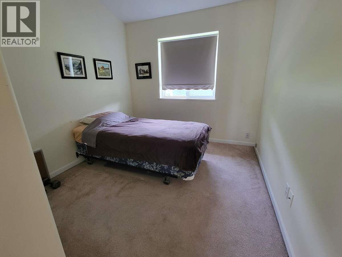 #4 3620 Patten Drive - 21