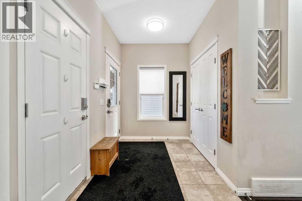 242 Kincora Glen Road NW - Photo 3 of 42, Calgary, Alberta