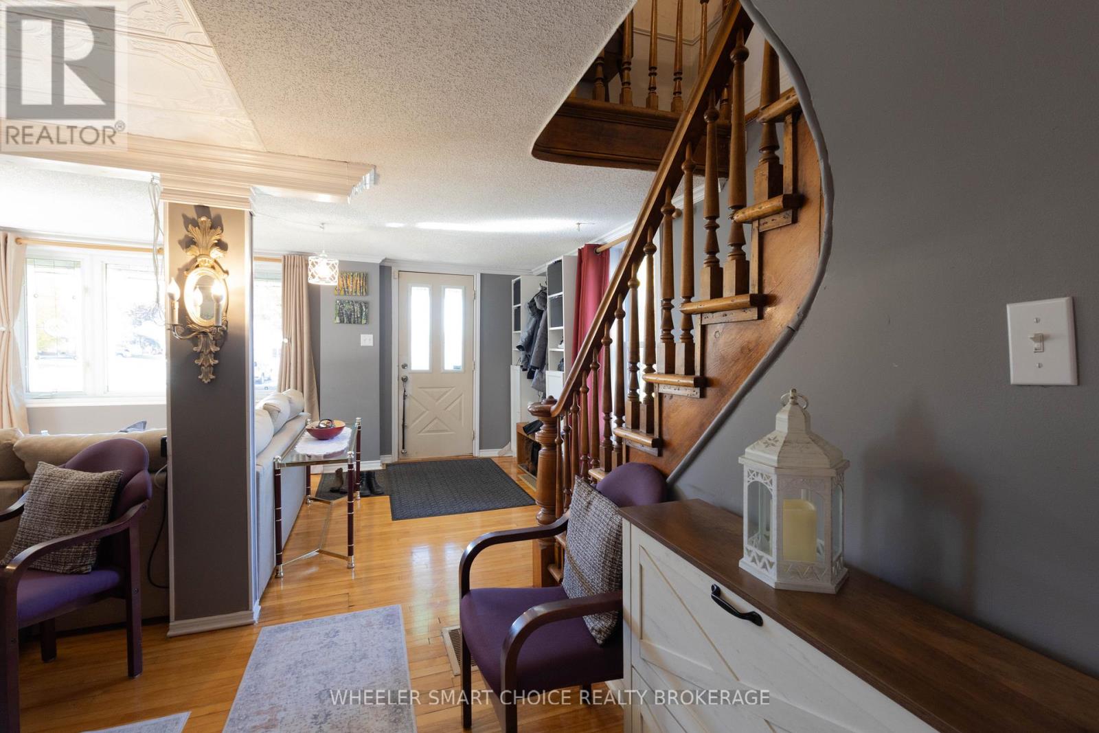 40 ST LAURENT AVENUE - 3