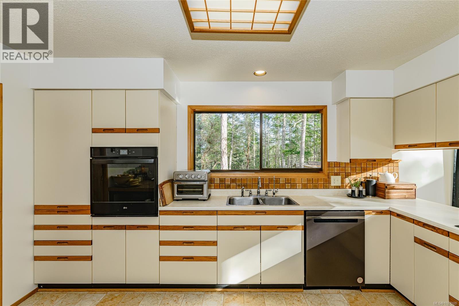 392 Langs Rd - 21