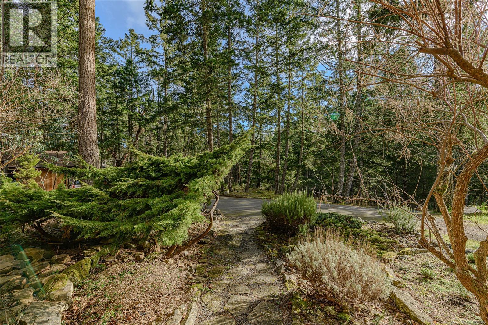  392 Langs Road, Salt Spring