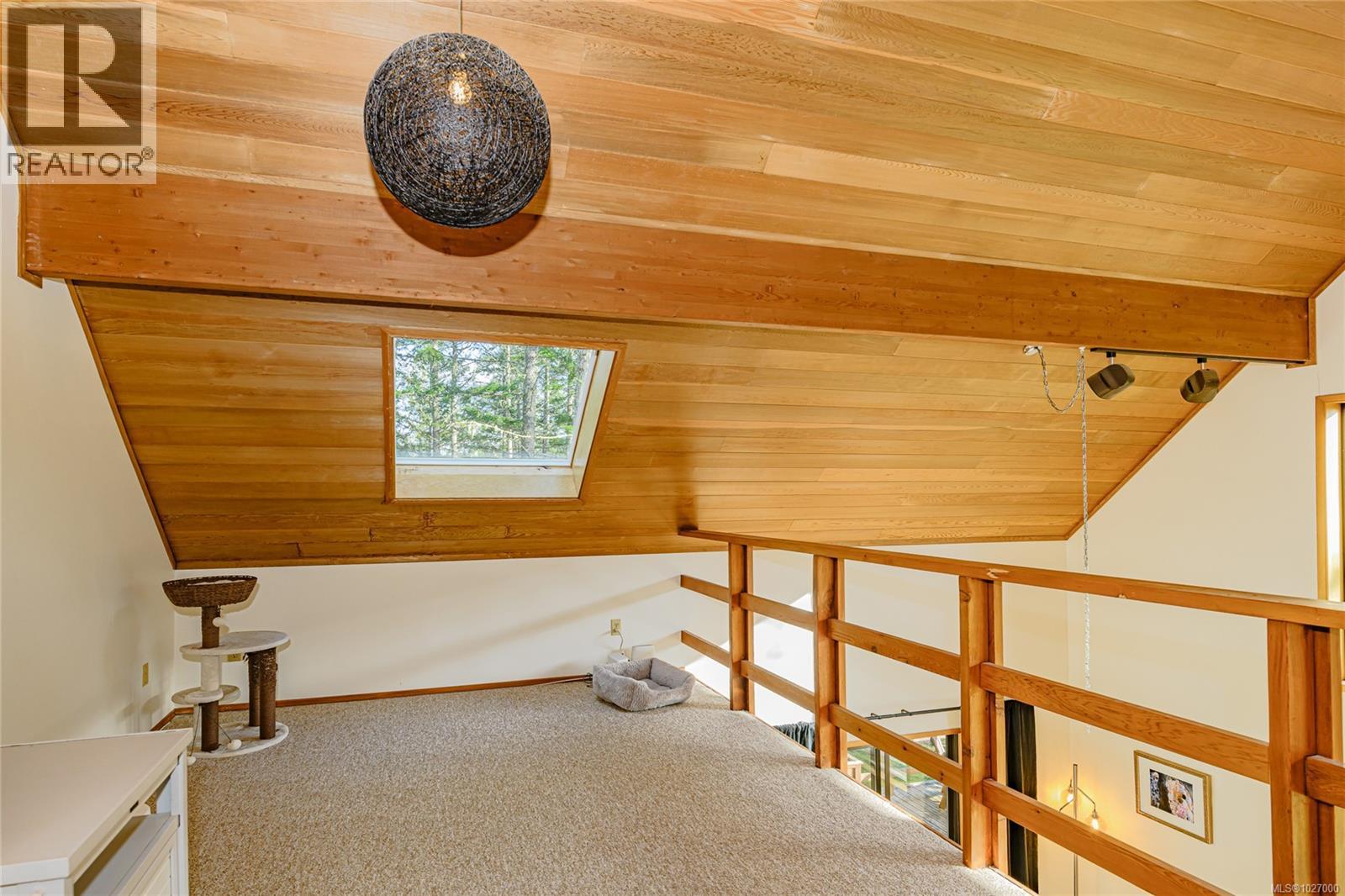  392 Langs Road, Salt Spring