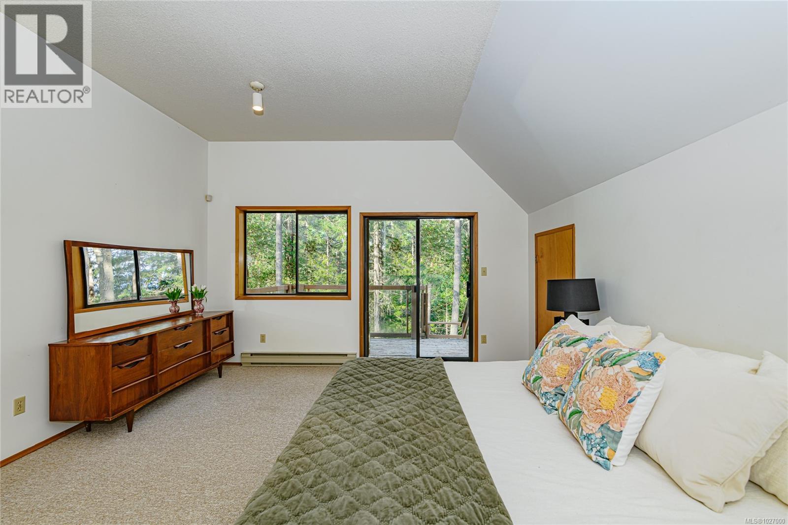  392 Langs Road, Salt Spring