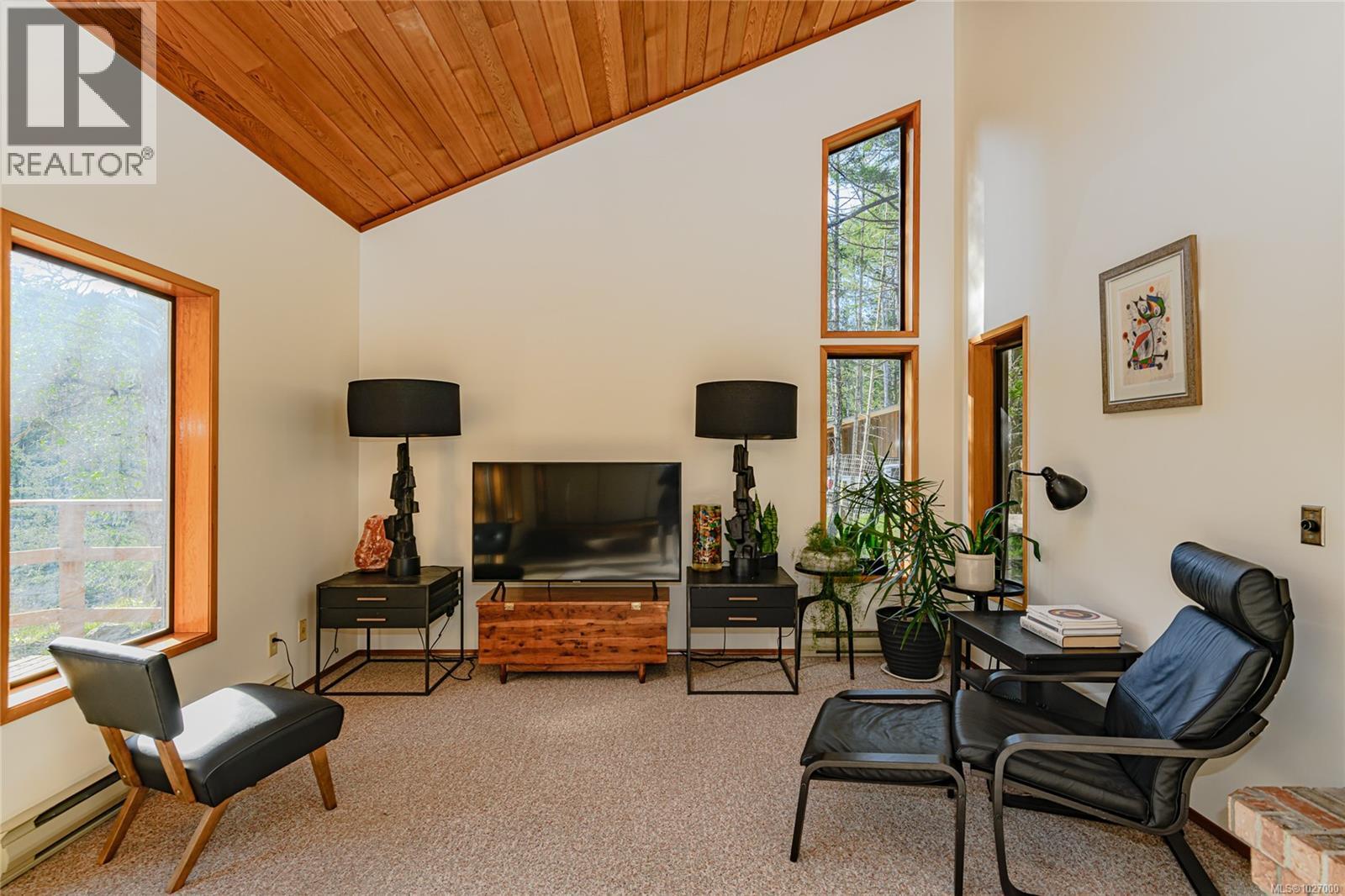  392 Langs Road, Salt Spring