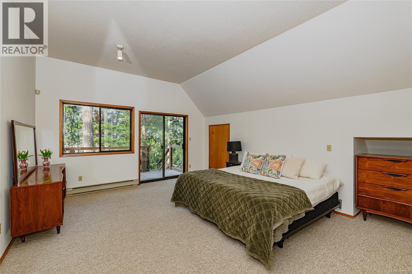  392 Langs Road, Salt Spring