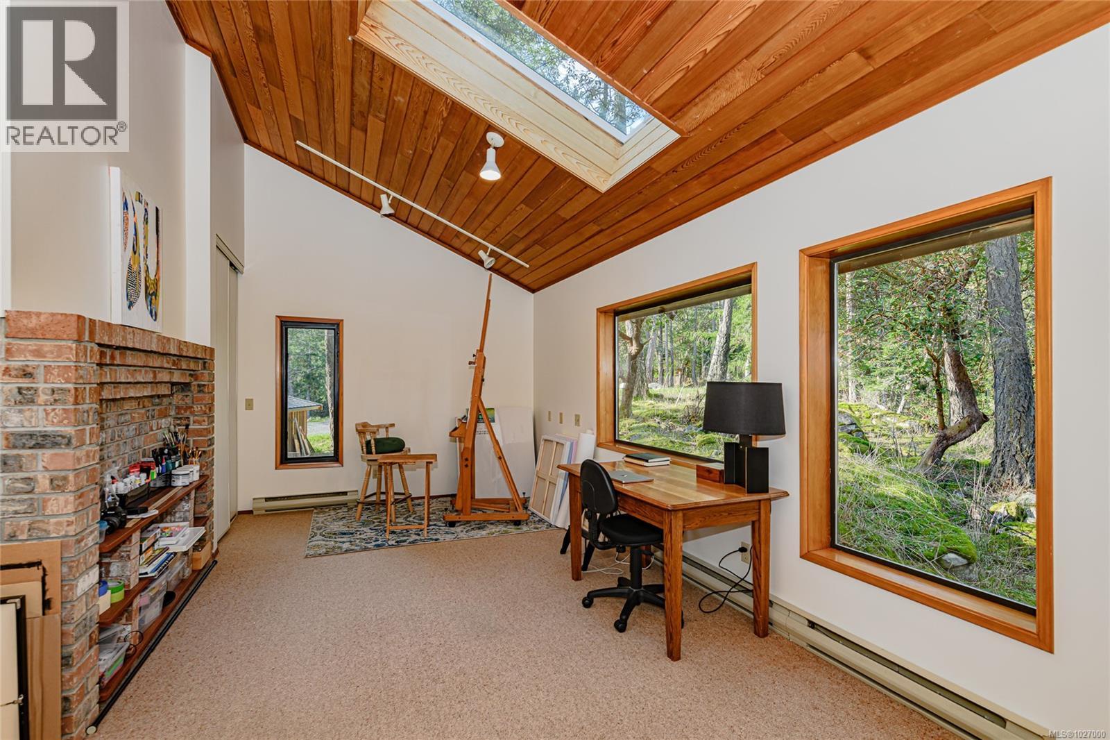 392 Langs Road, Salt Spring