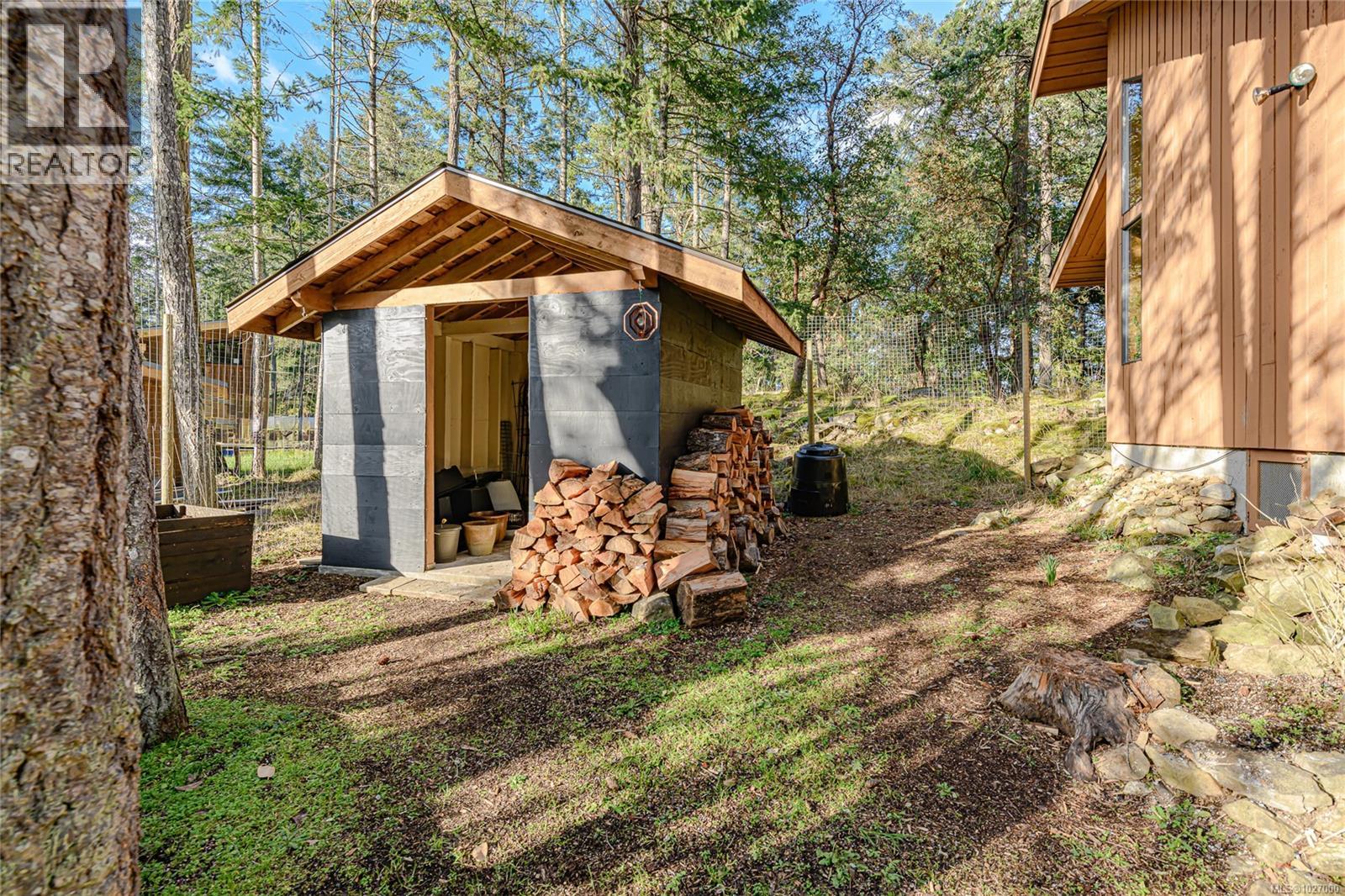  392 Langs Road, Salt Spring