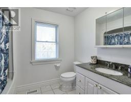 2411 Hwy. 118 E. Highway, Bracebridge, ON P1L1X1 Photo 28
