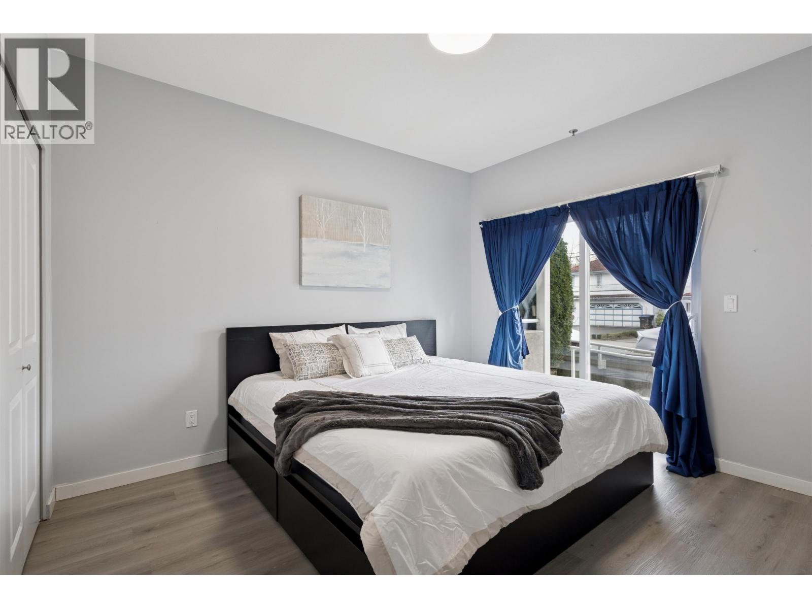 201 1661 FRASER AVENUE, Port Coquitlam