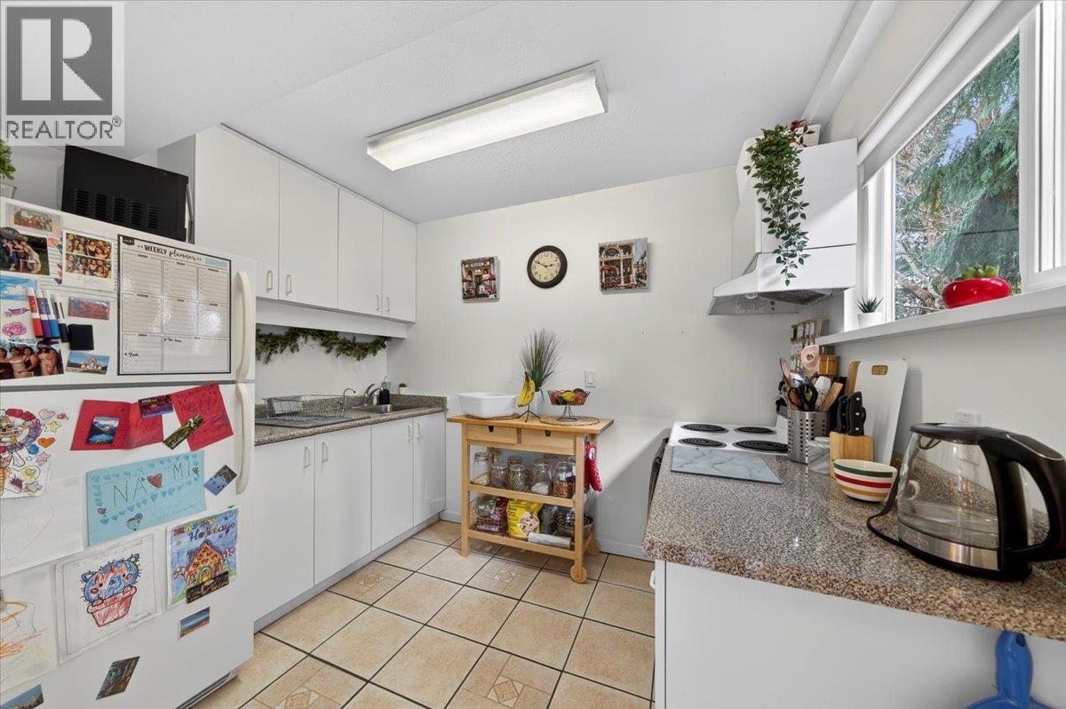 1736 PEKRUL PLACE, Port Coquitlam