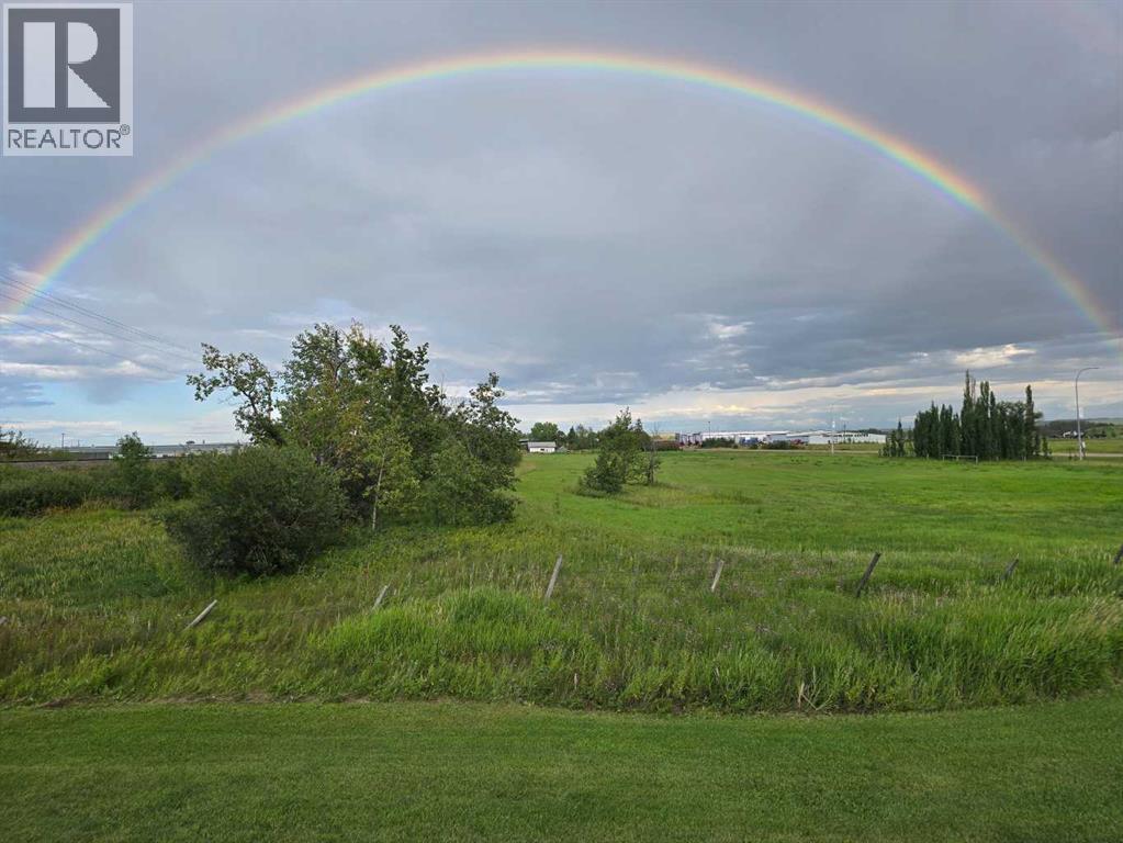 3910 Highway 12 - Photo 2 of 11, Lacombe, Alberta