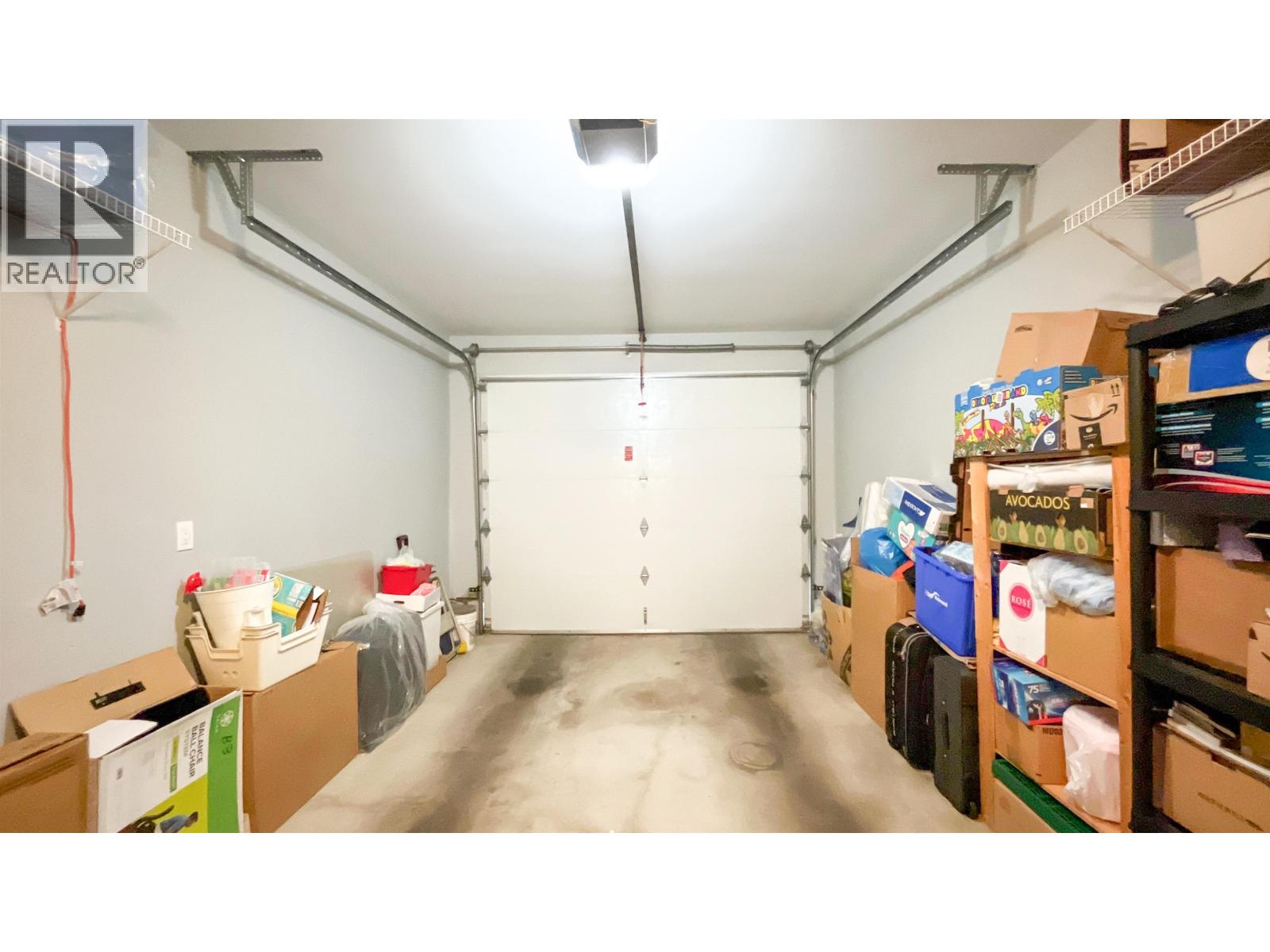 101 910 DELESTRE AVENUE, Coquitlam