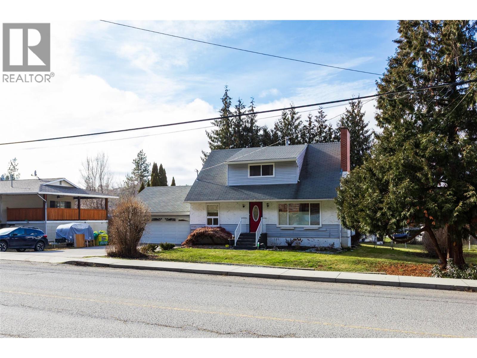  1710 Hollywood Road South, Kelowna