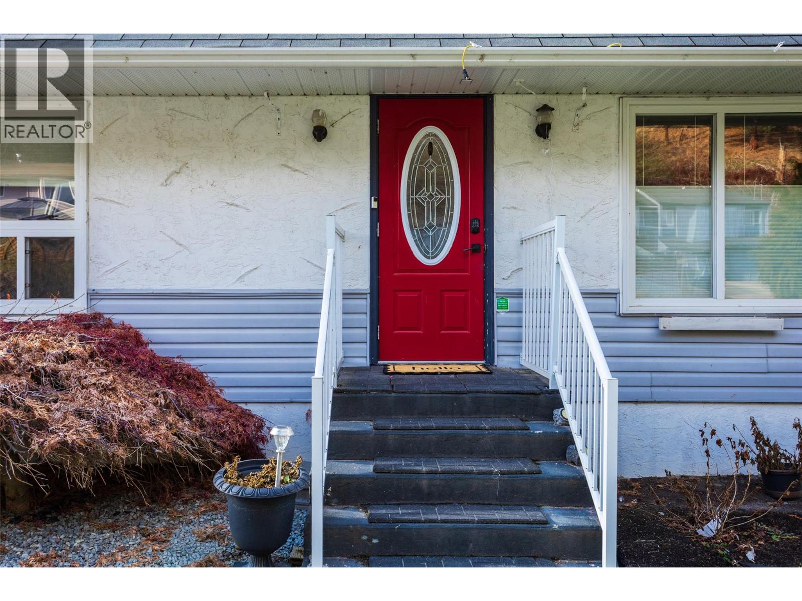  1710 Hollywood Road South, Kelowna