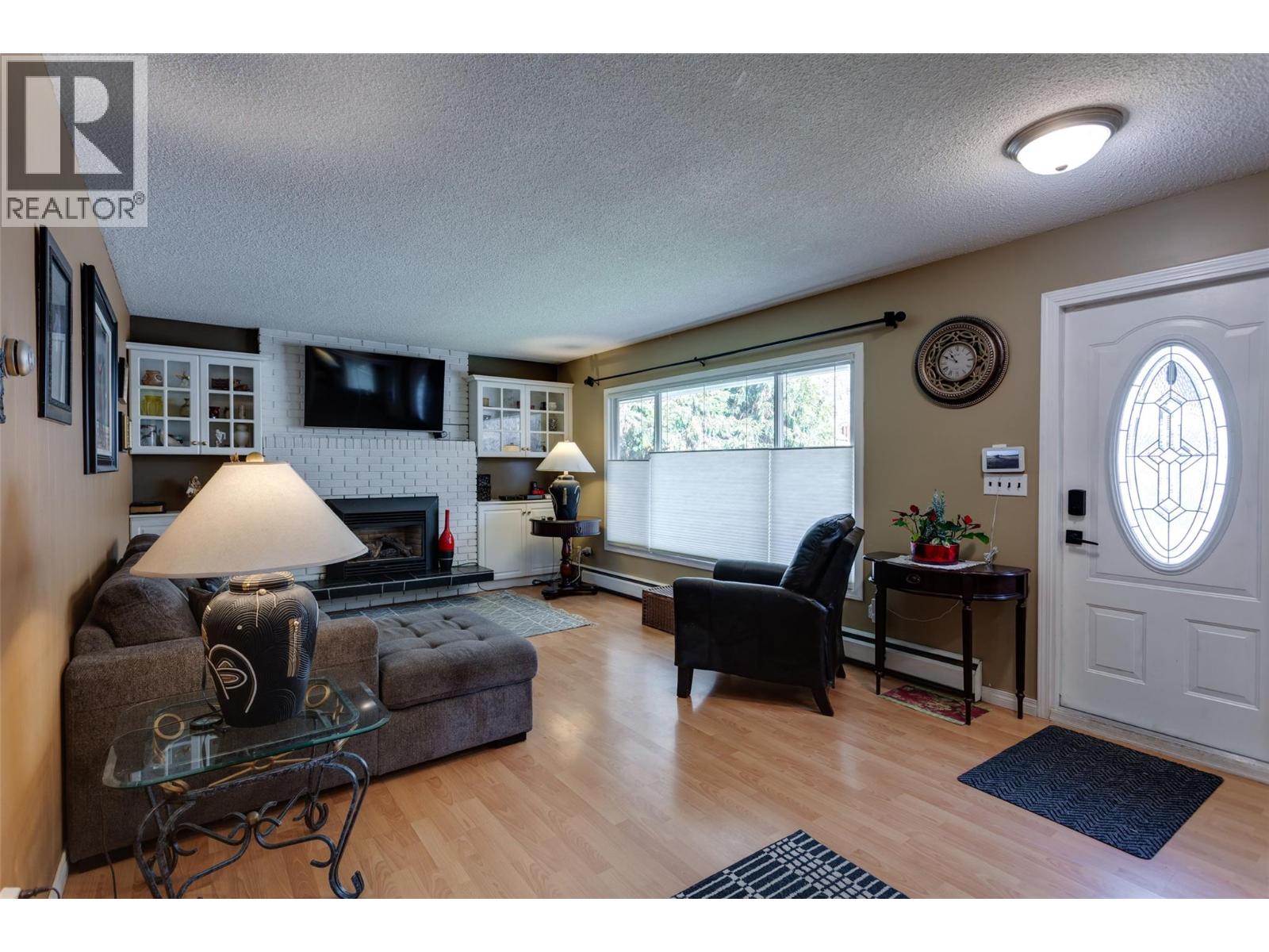  1710 Hollywood Road South, Kelowna