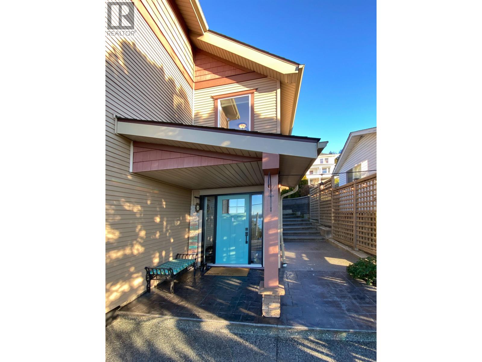 2129 GRAHAM AVENUE - 32