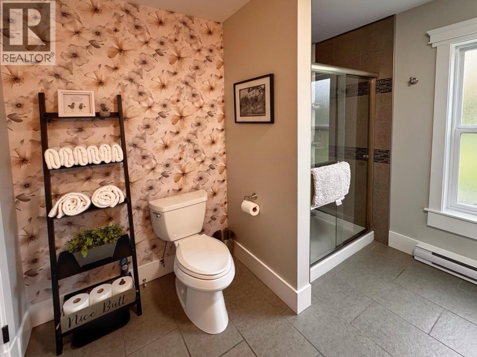 2129 GRAHAM AVENUE - 29