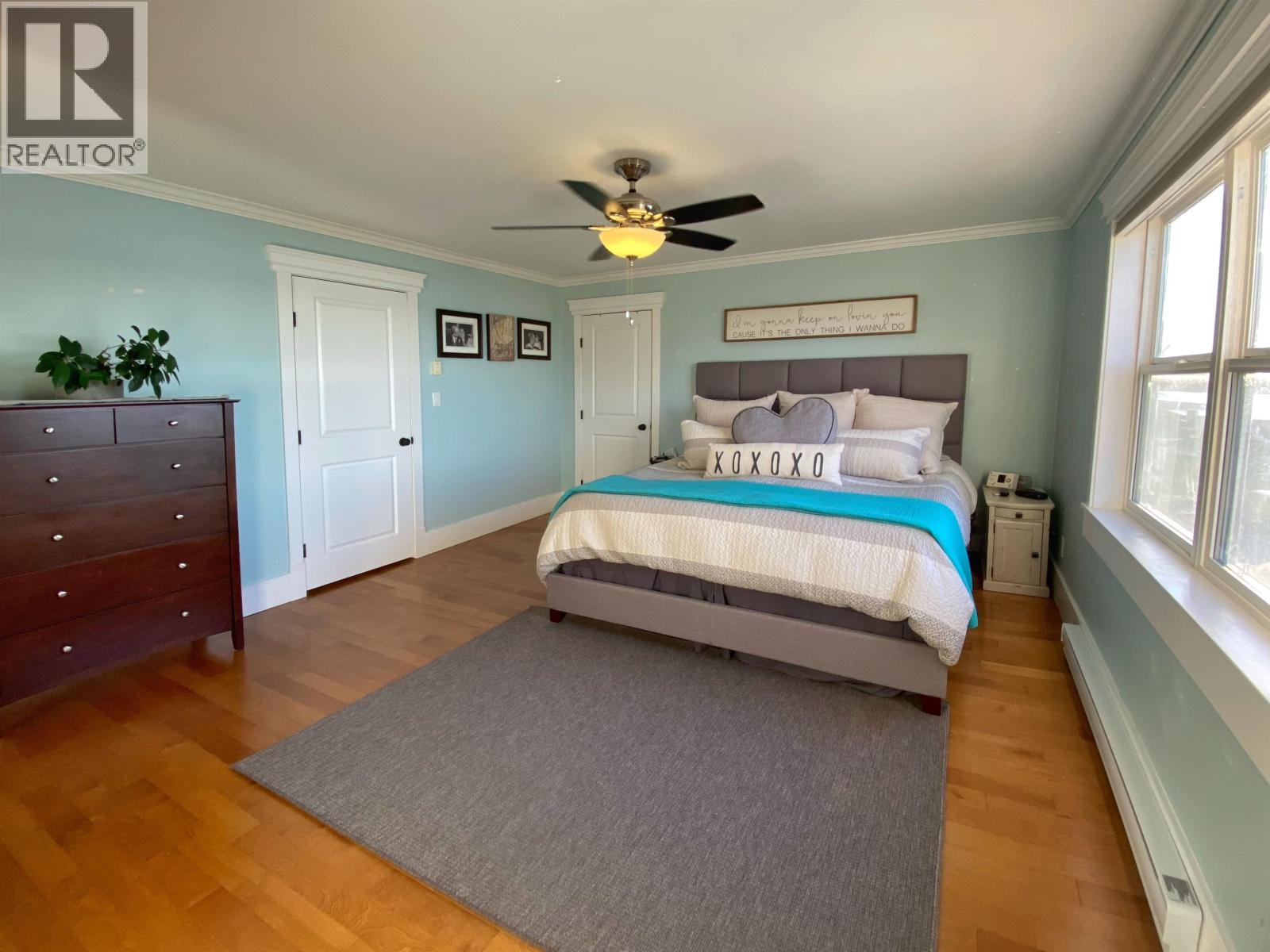 2129 GRAHAM AVENUE - 21