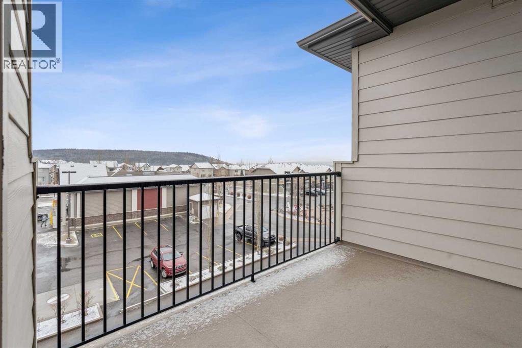 101 Sunset Drive, Cochrane