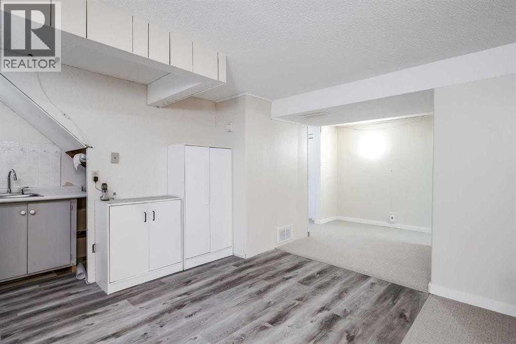 171 Huntchester Crescent NE - Photo 5 of 33, Calgary, Alberta