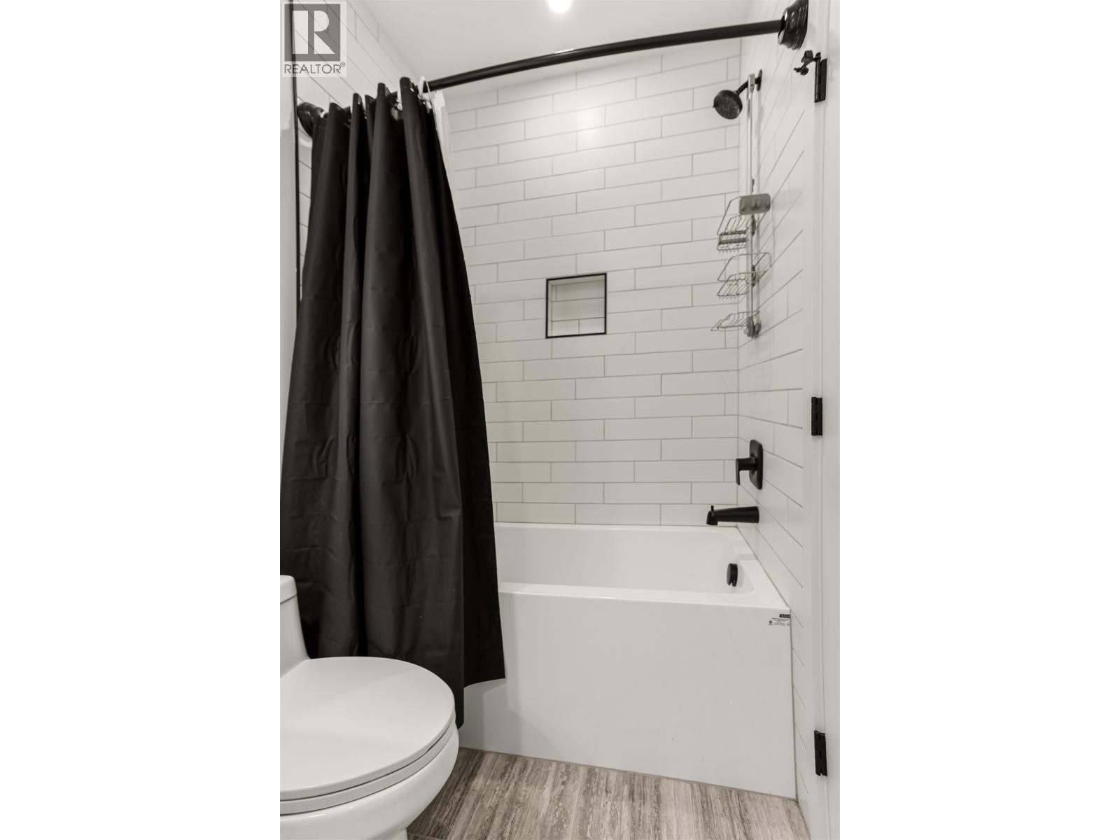 5224 SMITH AVENUE - 13