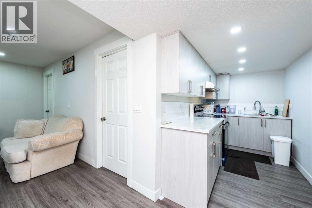 Single Family House for Sale in  Martha