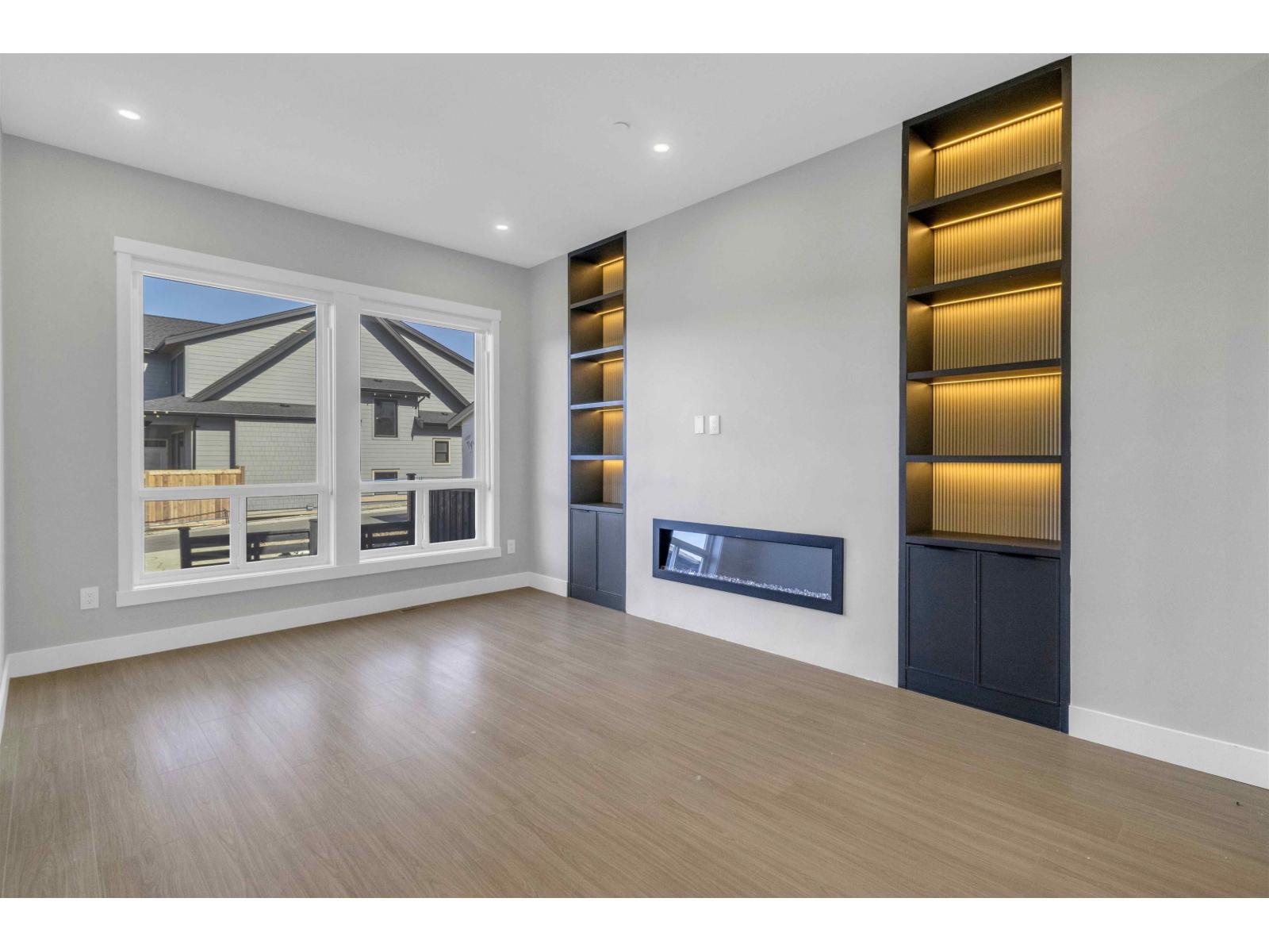 7686 196 STREET, Langley