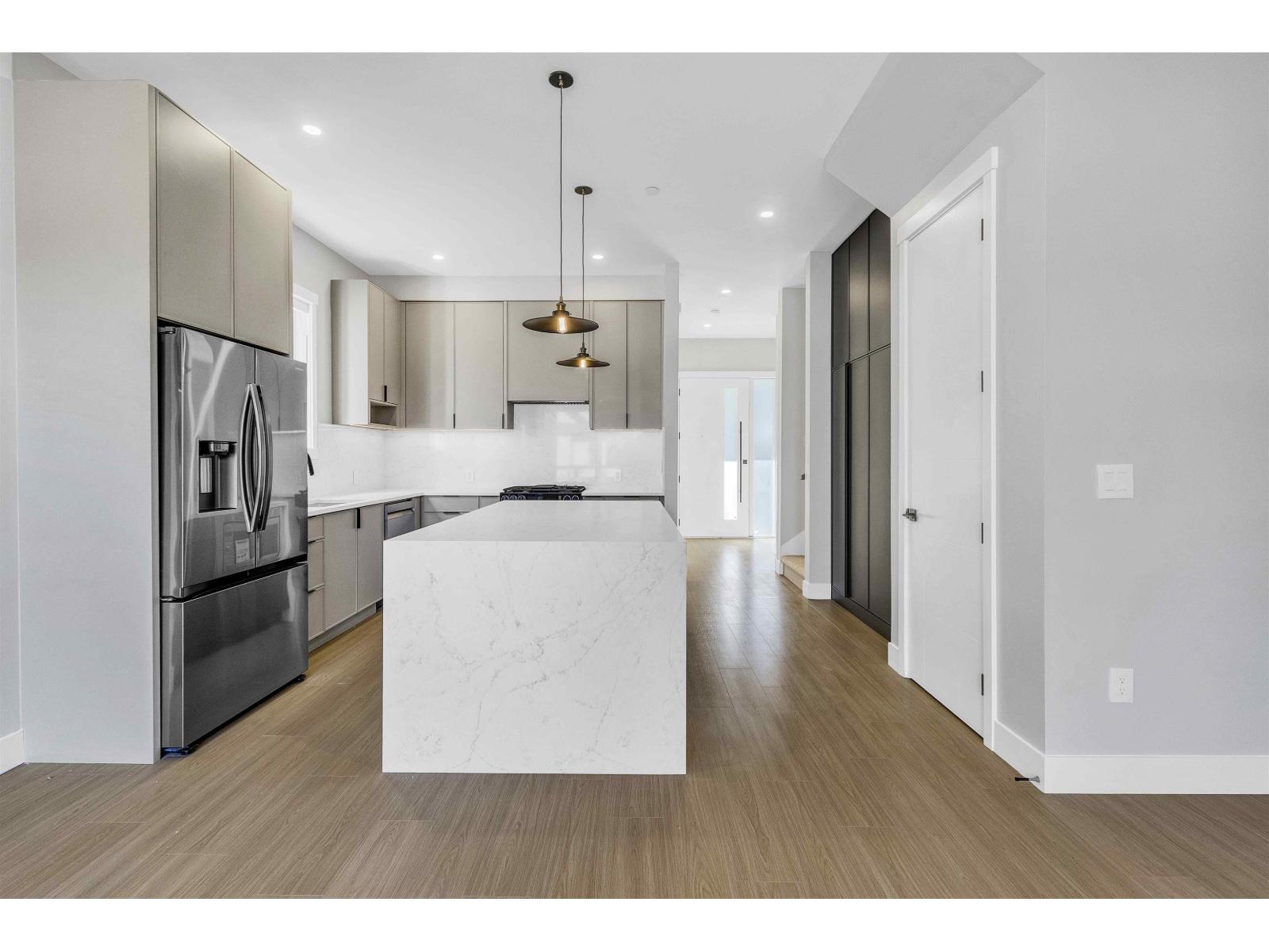 7686 196 STREET, Langley