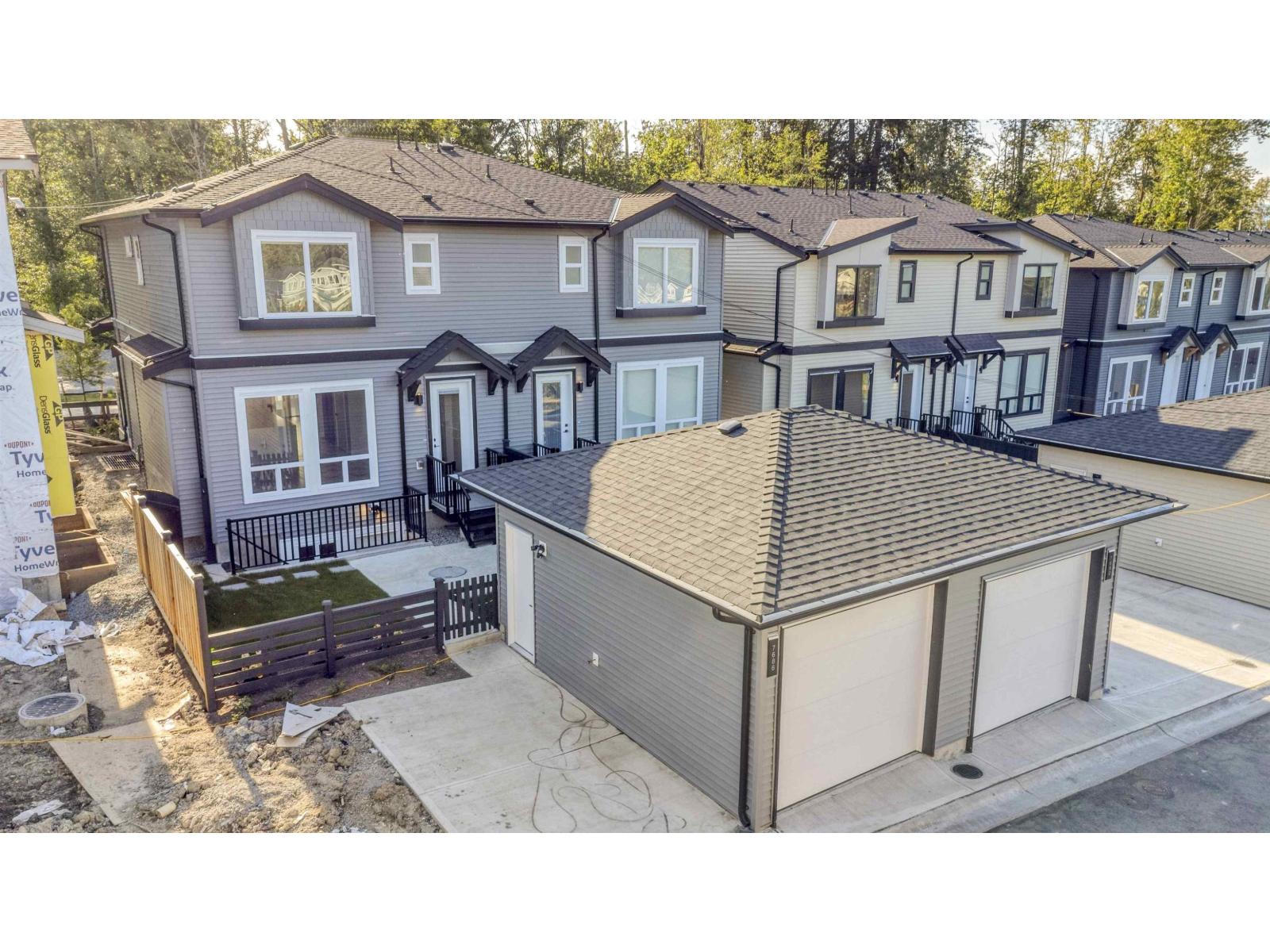 7686 196 STREET, Langley