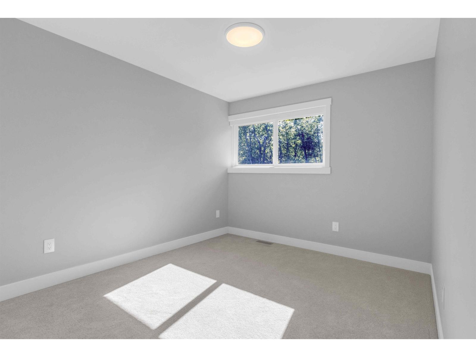 7686 196 STREET, Langley