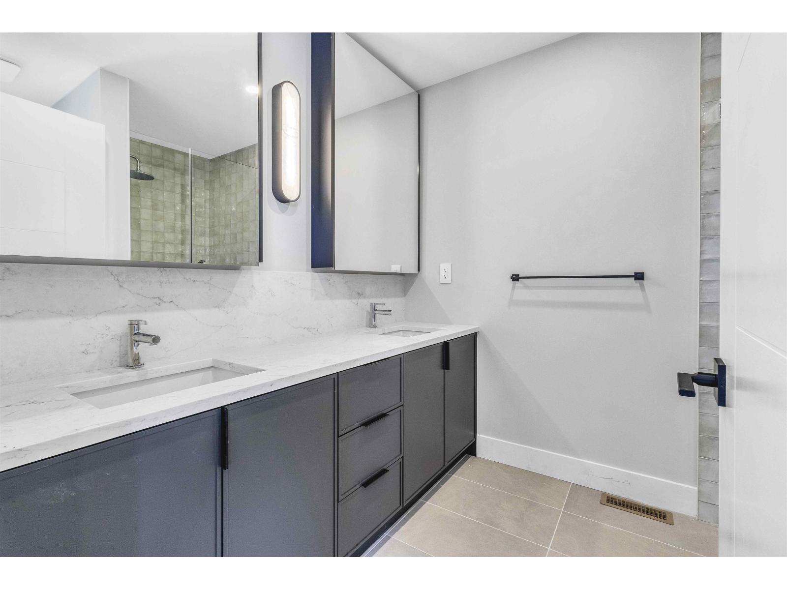 7686 196 STREET, Langley