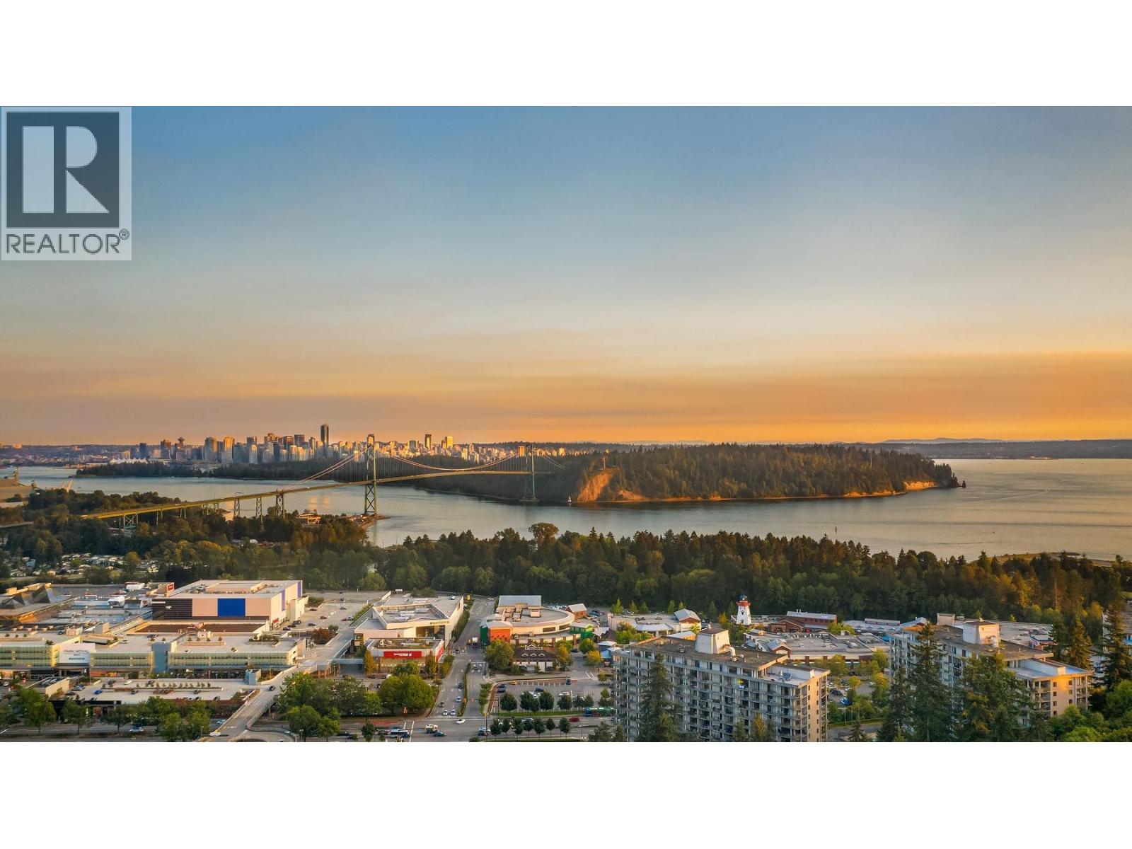 598 ARTHUR ERICKSON PLACE, West Vancouver