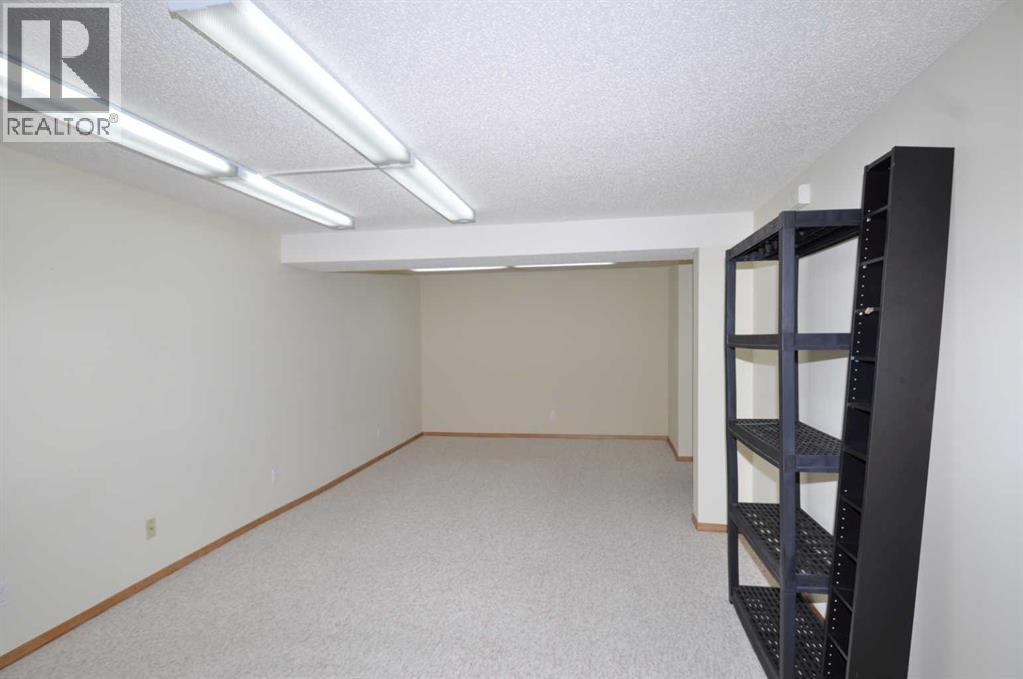 Single Family House for Sale in  Edenwold Green NW Edgemont Calgary 