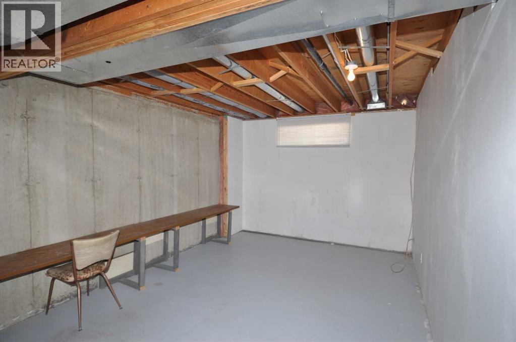 Single Family House for Sale in  Edenwold Green NW Edgemont Calgary 