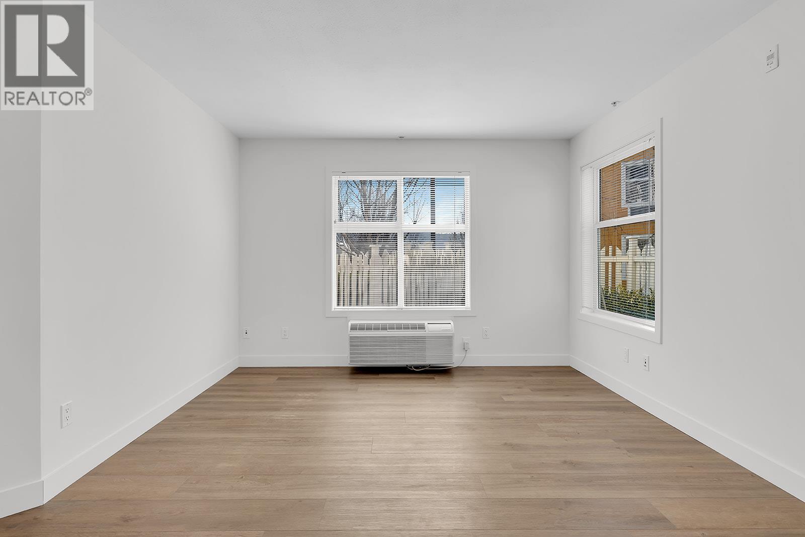 100 533 Yates Road, Kelowna