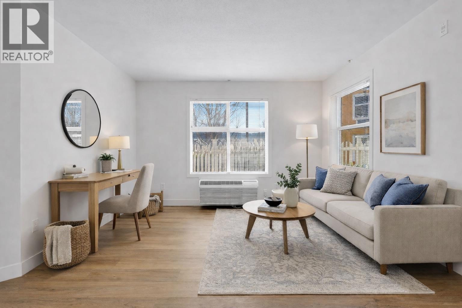 100 533 Yates Road, Kelowna