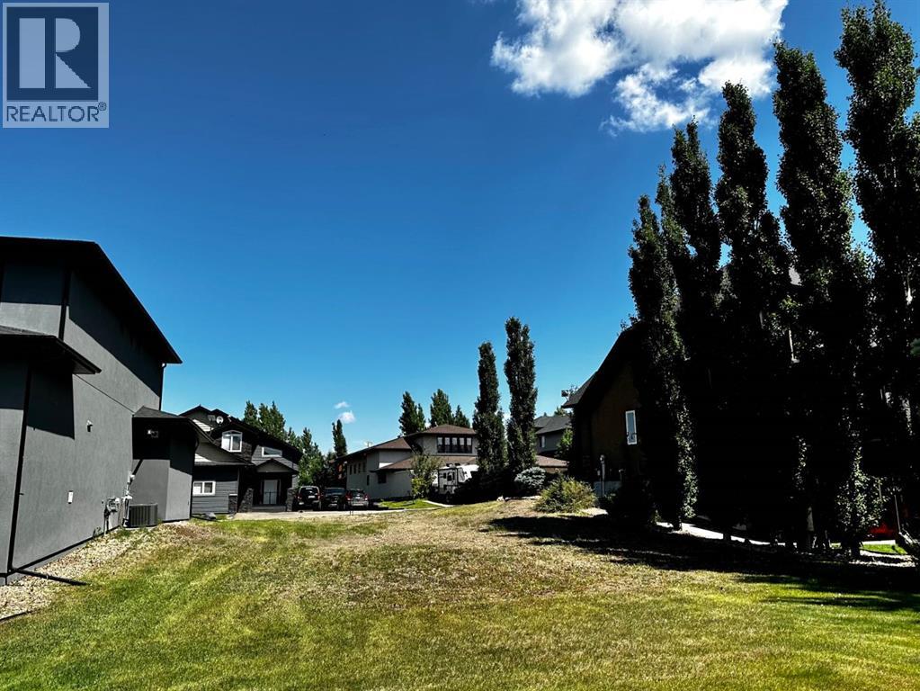 13 Blue Heron View - Photo 2 of 4, Lake Newell Resort, Alberta