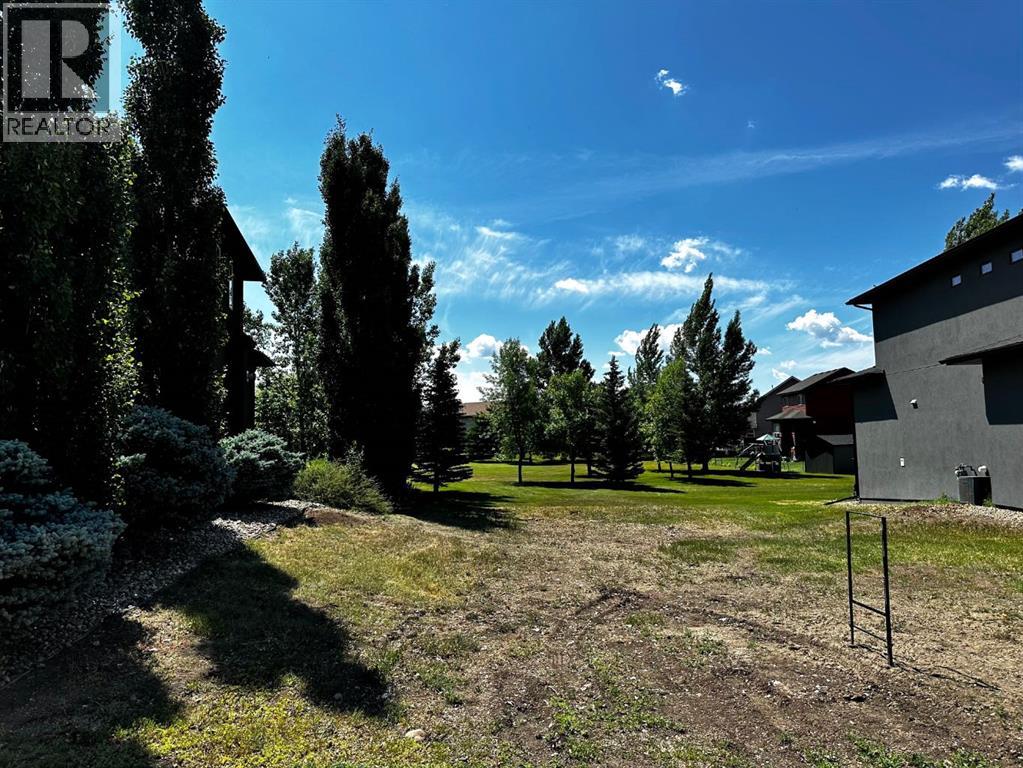 13 Blue Heron View - Photo 3 of 4, Lake Newell Resort, Alberta