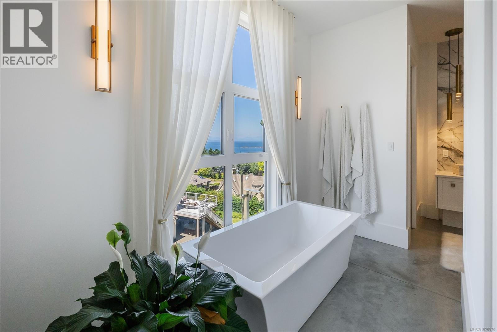 2080 Rolston Pl, Nanoose Bay