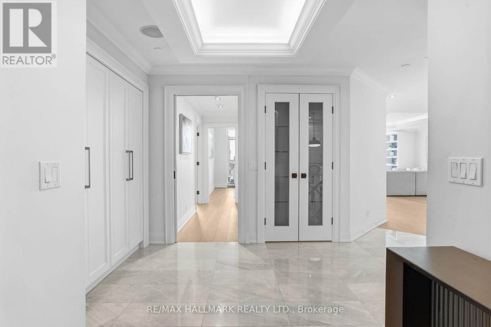 1005 - 211 QUEENS QUAY W - Photo 5 of 44, Toronto (Waterfront Communities), Ontario