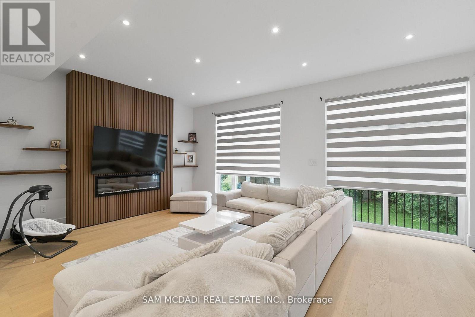 46 COBBLEHILL ROAD - 16