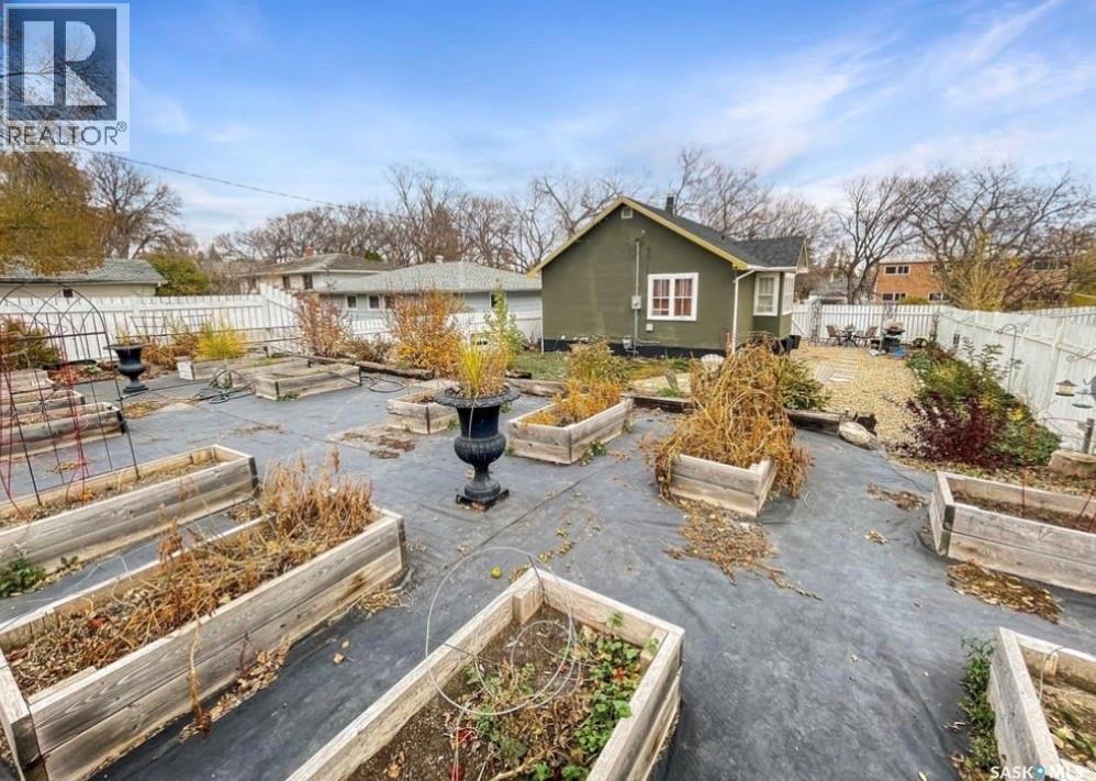 Single Family House Bungalow for Sale in  th AVENUE NW Swift Current 