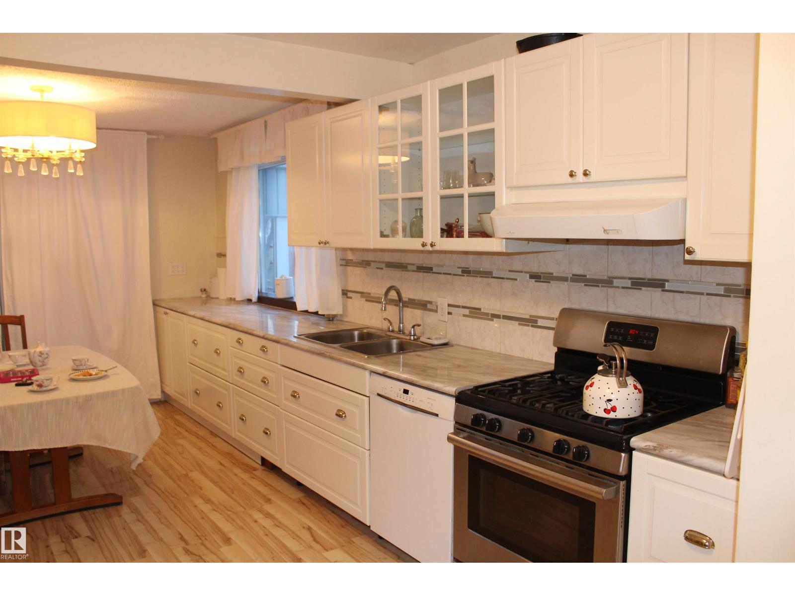 12432 134 ST NW - 10