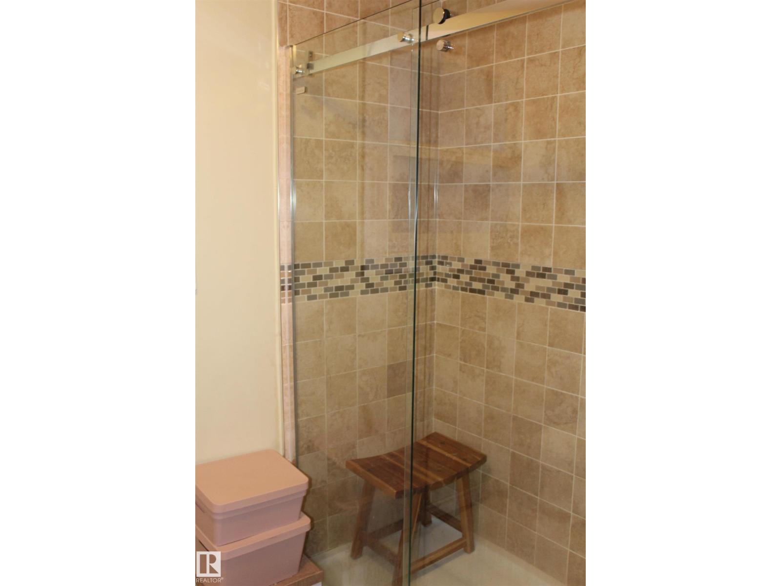 12432 134 ST NW - 23