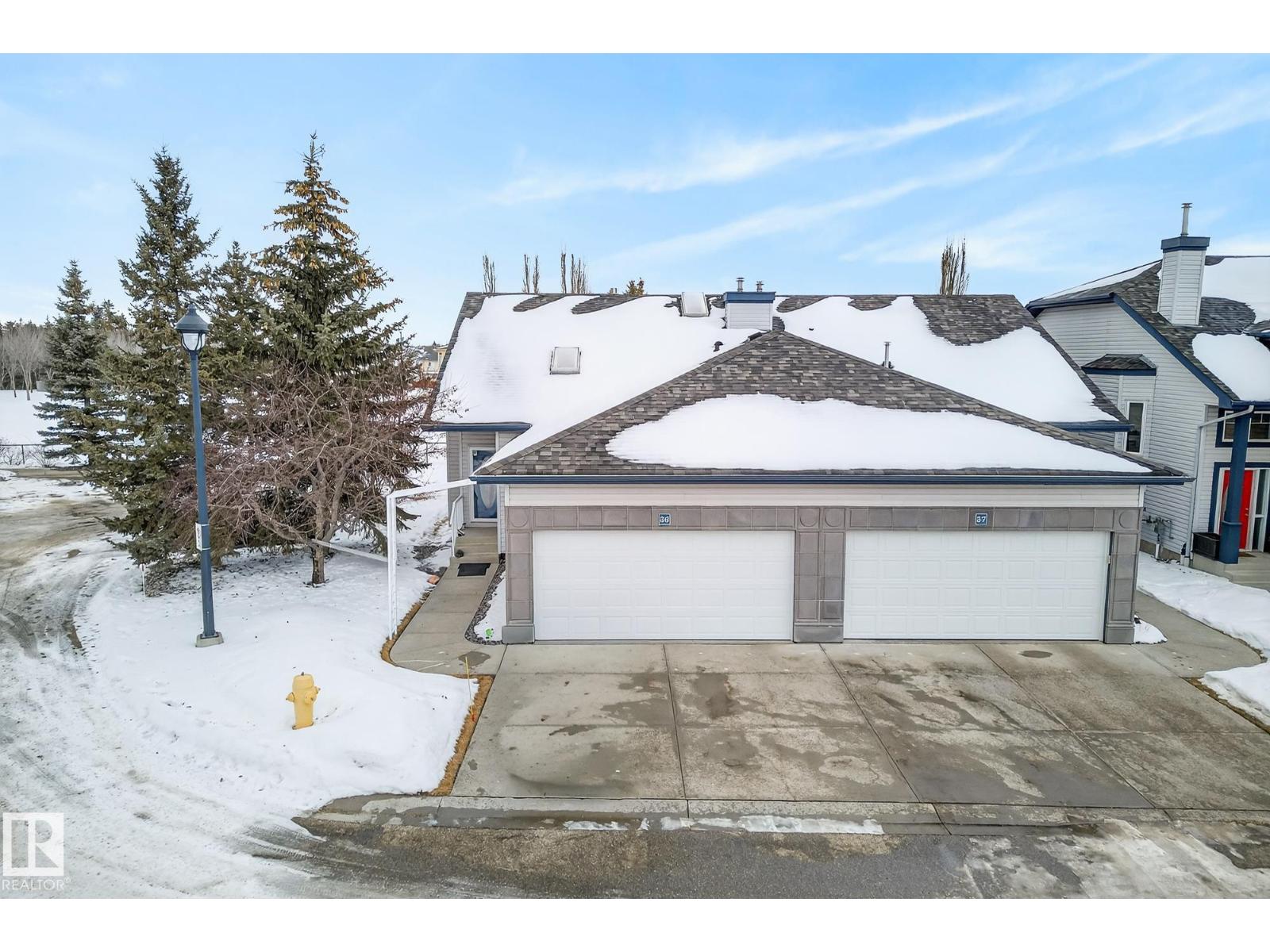 #36 3003 34 AV NW - Photo 3 of 43, Edmonton, Alberta