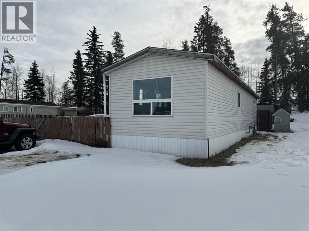 17 Evergreen Mobile Park - Main photo, Whitecourt, Alberta