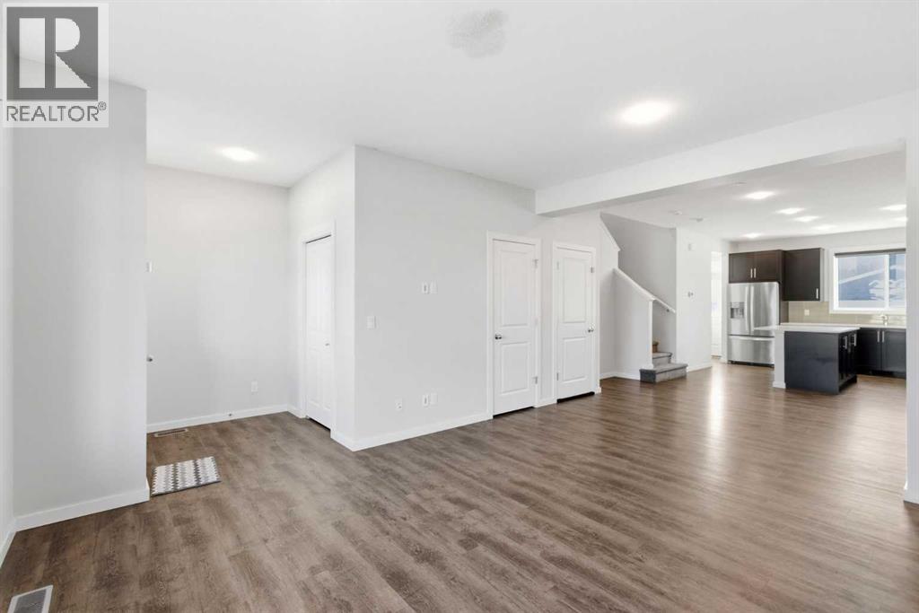 61 Savanna Link NE - Photo 5 of 45, Calgary, Alberta