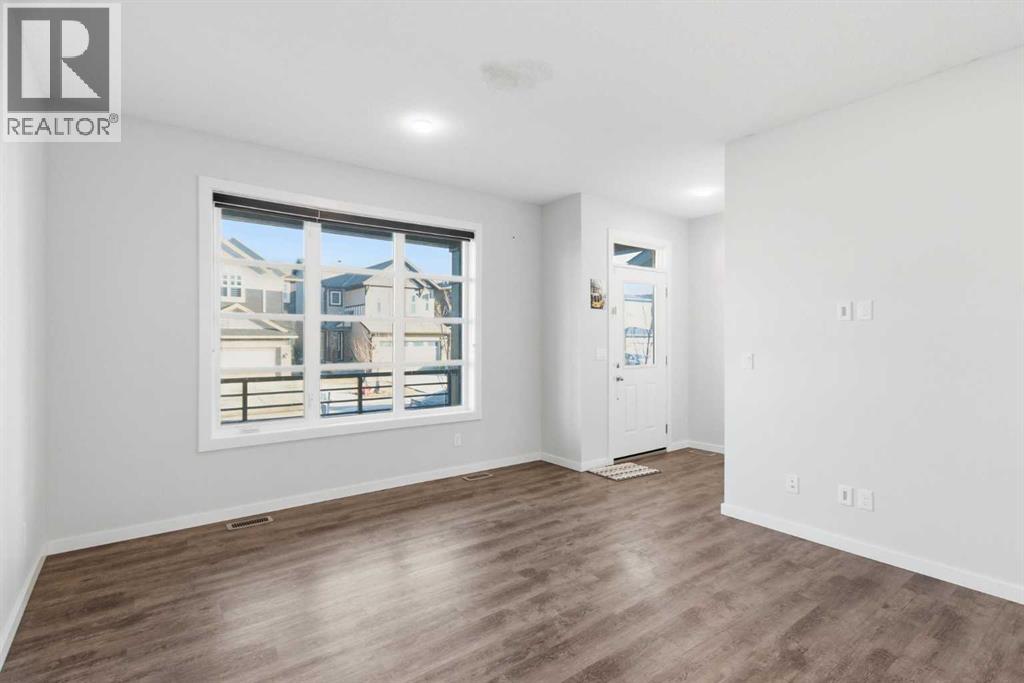 61 Savanna Link NE - Photo 4 of 45, Calgary, Alberta